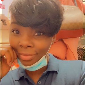 Meet your Posher, Jocelyn